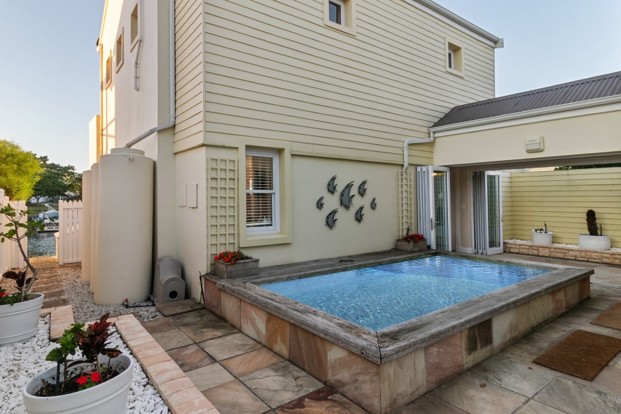 4 Bedroom Property for Sale in Thesen Islands Western Cape